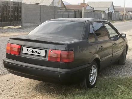 Volkswagen Passat 1994 года за 1 500 000 тг. в Тараз – фото 4