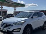 Hyundai Santa Fe 2015 года за 8 500 000 тг. в Актобе – фото 4