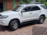 Toyota Fortuner 2006 года за 11 500 000 тг. в Алматы – фото 2