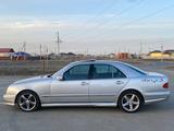 Mercedes-Benz E 320 2000 года за 4 600 000 тг. в Атырау – фото 4