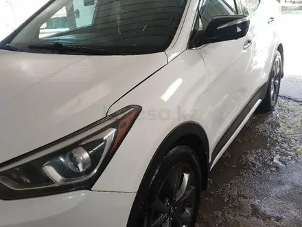 Hyundai Santa Fe 2017 года за 9 400 000 тг. в Алматы – фото 5