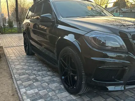 Mercedes-Benz GL 400 2014 года за 26 000 000 тг. в Алматы – фото 10