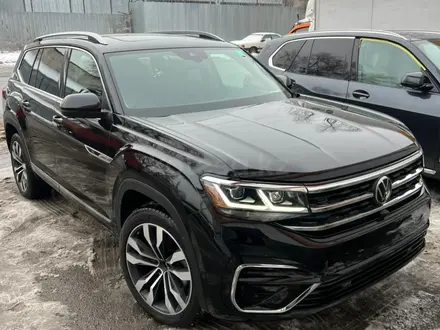 Volkswagen Atlas 2022 года за 30 000 000 тг. в Алматы