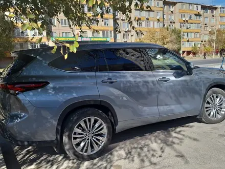 Toyota Highlander 2024 года за 34 000 000 тг. в Атырау – фото 2