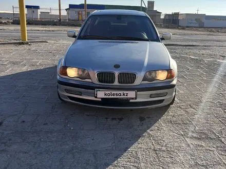 BMW 325 1999 года за 2 700 000 тг. в Жанаозен – фото 2