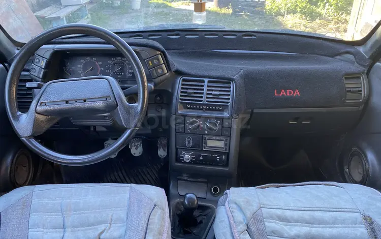 ВАЗ (Lada) 2110 2003 годаүшін800 000 тг. в Семей