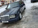 Mercedes-Benz E 220 1989 года за 1 600 000 тг. в Алматы – фото 2