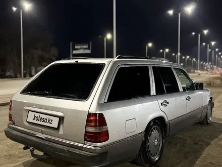 Mercedes-Benz E 250 1991 года за 1 800 000 тг. в Уральск – фото 6