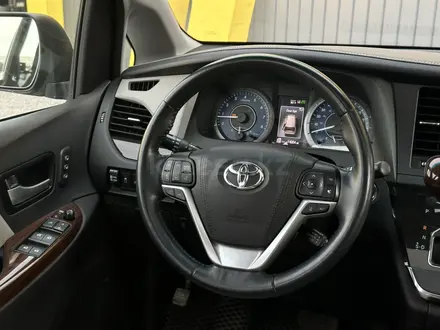Toyota Sienna 2018 года за 13 000 000 тг. в Актобе – фото 11