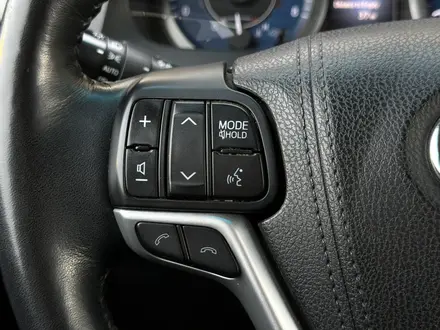 Toyota Sienna 2018 года за 13 000 000 тг. в Актобе – фото 27