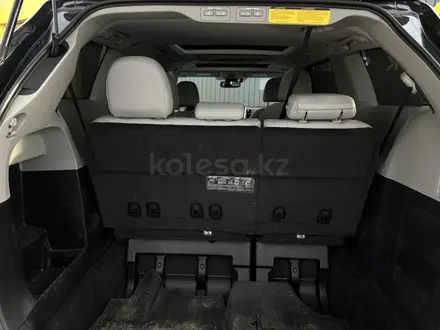 Toyota Sienna 2018 года за 13 000 000 тг. в Актобе – фото 7