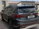 Hyundai Santa Fe 2022 года за 15 500 000 тг. в Караганда – фото 2