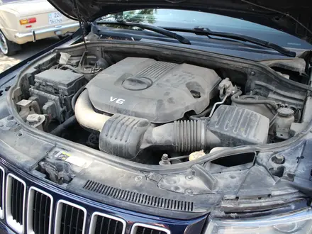 Jeep Grand Cherokee 2013 года за 14 500 000 тг. в Усть-Каменогорск – фото 44