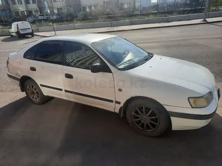 Toyota Carina E 1994 года за 1 900 000 тг. в Астана – фото 2