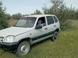 Chevrolet Niva 2003 года за 1 300 000 тг. в Экибастуз – фото 2