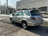 Lexus RX 300 2001 года за 5 950 000 тг. в Алматы – фото 4