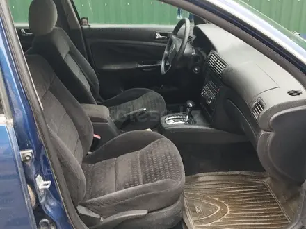 Volkswagen Passat 2002 года за 1 800 000 тг. в Алматы – фото 4