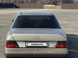 Mercedes-Benz E 220 1992 года за 2 100 000 тг. в Жаркент – фото 3