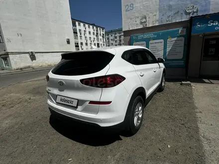 Hyundai Tucson 2018 года за 10 000 000 тг. в Атырау – фото 4