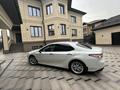 Toyota Camry 2019 года за 15 500 000 тг. в Алматы – фото 3