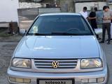 Volkswagen Vento 1998 года за 2 000 000 тг. в Костанай – фото 2