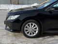 Toyota Camry 2014 годаfor11 000 000 тг. в Актобе – фото 17