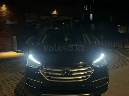 Hyundai Santa Fe 2018 года за 9 000 000 тг. в Тараз