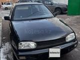 Volkswagen Golf 1992 годаүшін1 200 000 тг. в Астана