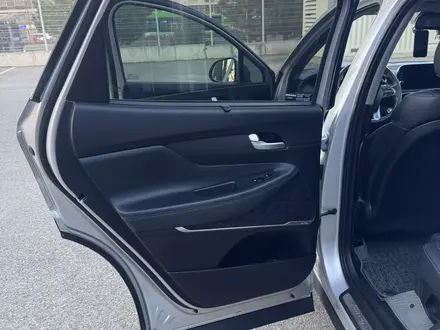 Hyundai Santa Fe 2018 года за 12 500 000 тг. в Шымкент – фото 16