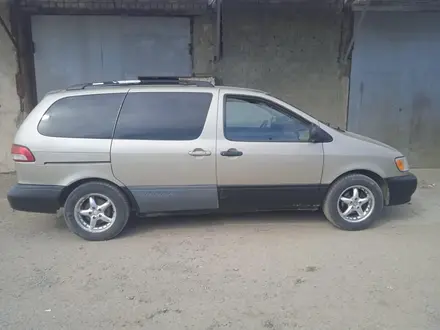 Toyota Sienna 2001 года за 3 777 777 тг. в Байконыр – фото 4