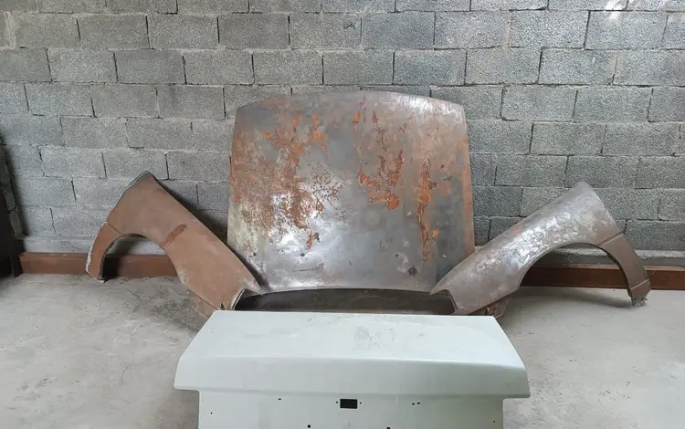 Капот за 1 000 тг. в Шымкент