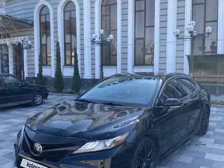 Toyota Camry 2022 года за 13 500 000 тг. в Тараз