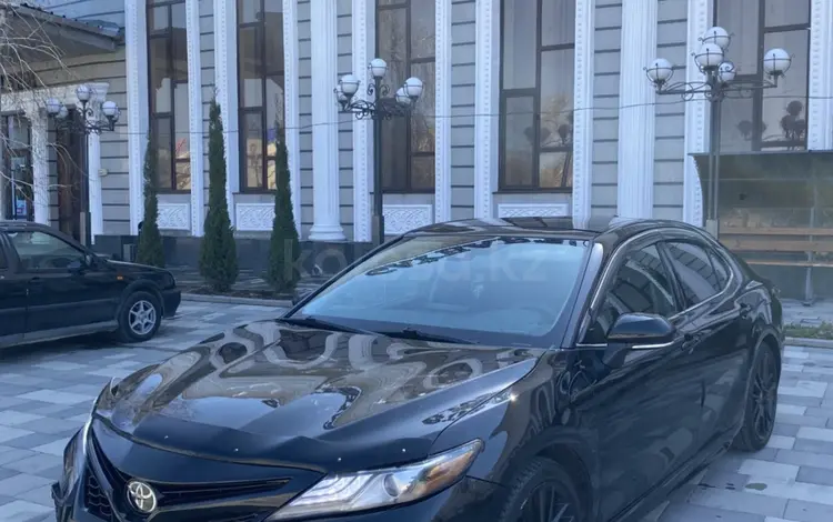 Toyota Camry 2022 года за 13 500 000 тг. в Тараз