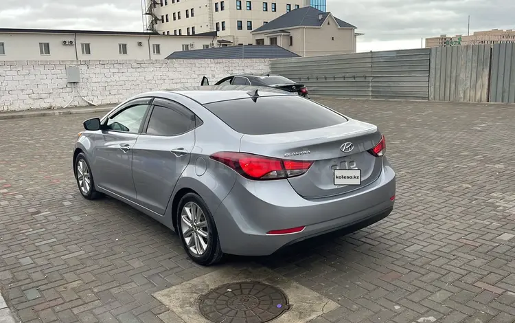 Hyundai Elantra 2015 года за 4 000 000 тг. в Актау