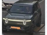 Rivian R1S 2023 годаүшін63 600 000 тг. в Актау – фото 5