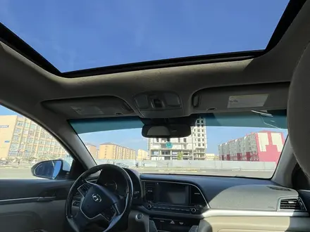 Hyundai Elantra 2017 года за 4 000 000 тг. в Актау – фото 5