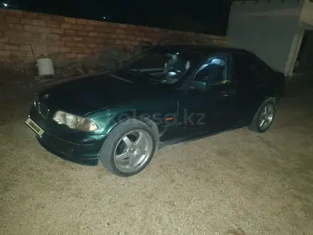 BMW 316 1999 годаүшін2 500 000 тг. в Актау