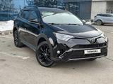 Toyota RAV4 2018 года за 11 500 000 тг. в Алматы