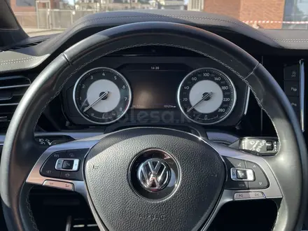 Volkswagen Touareg 2019 года за 24 000 000 тг. в Астана – фото 6