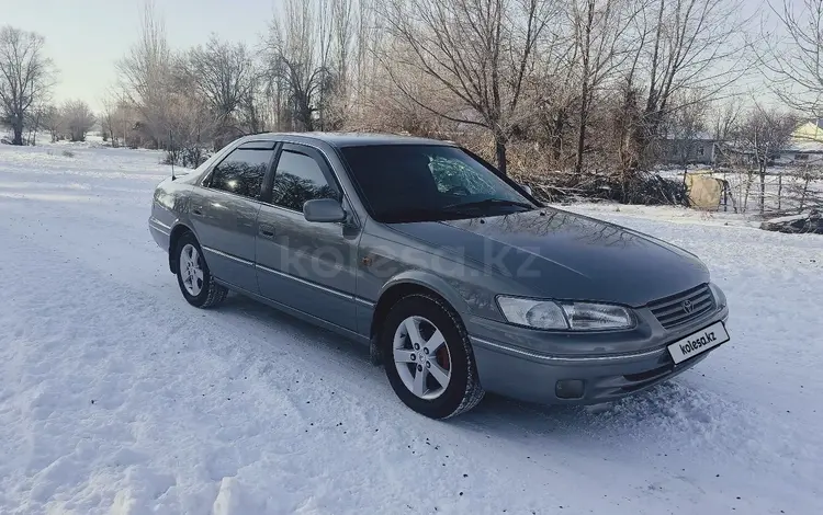 Toyota Camry 1997 годаfor3 500 000 тг. в Алматы