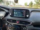 Hyundai Santa Fe 2020 годаүшін12 900 000 тг. в Караганда – фото 5