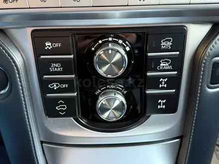 Toyota Land Cruiser Prado 2022 года за 34 200 000 тг. в Алматы – фото 22