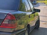 Mercedes-Benz C 220 1995 годаfor2 000 000 тг. в Караганда – фото 5