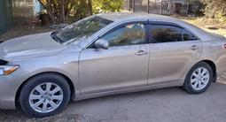 Toyota Camry 2006 года за 4 900 000 тг. в Актобе – фото 2