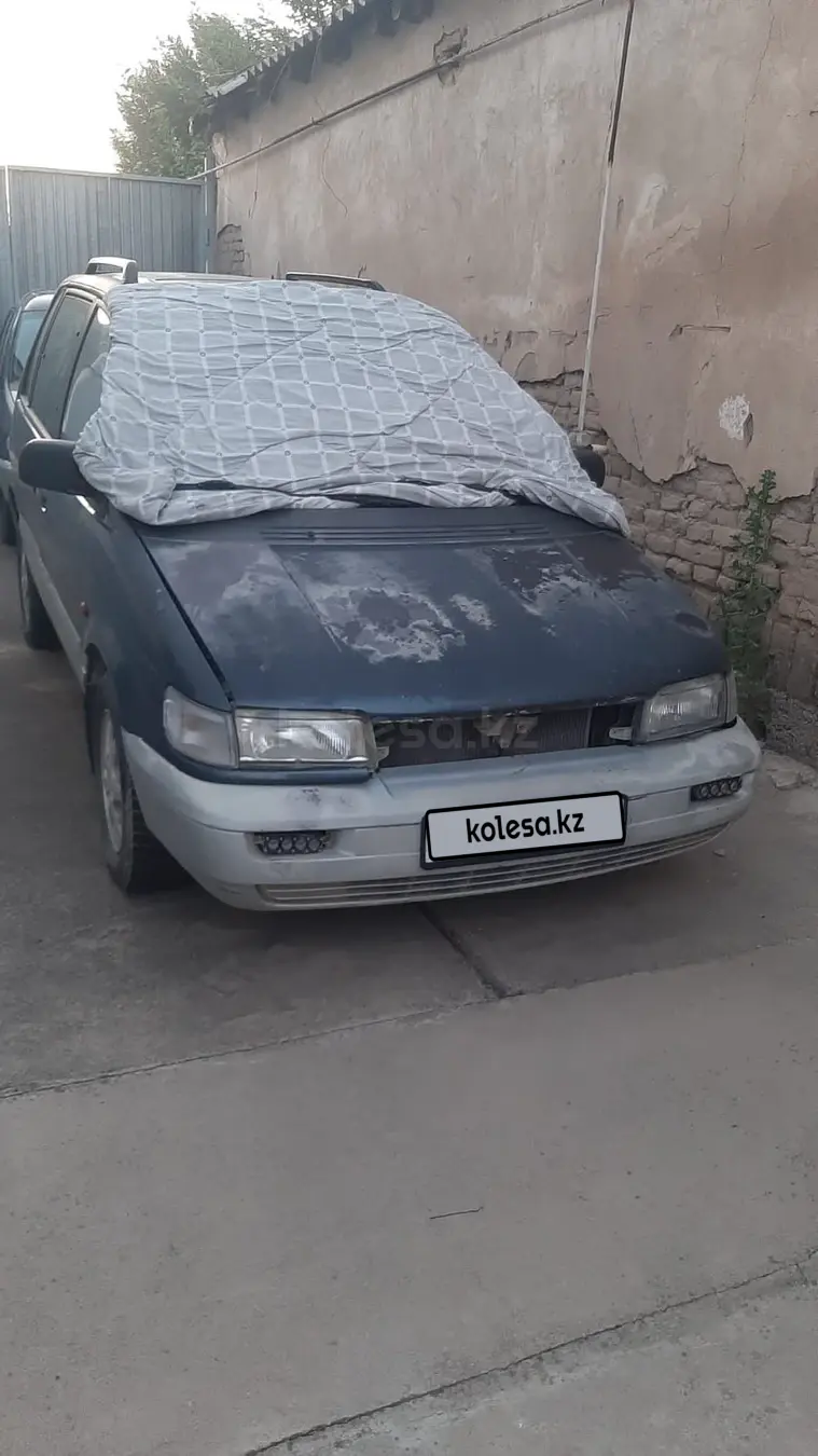 Mitsubishi Space Runner, 1991