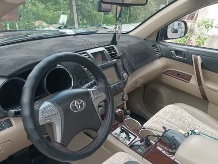 Toyota Highlander 2008 года за 10 200 000 тг. в Алматы – фото 3
