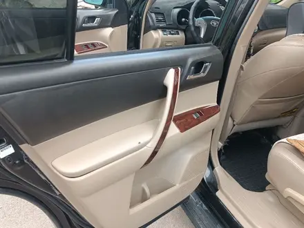 Toyota Highlander 2008 года за 10 200 000 тг. в Алматы – фото 5