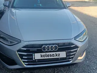 Audi A4, 2022