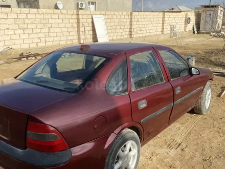 Opel Vectra 1997 года за 800 000 тг. в Жанаозен – фото 3