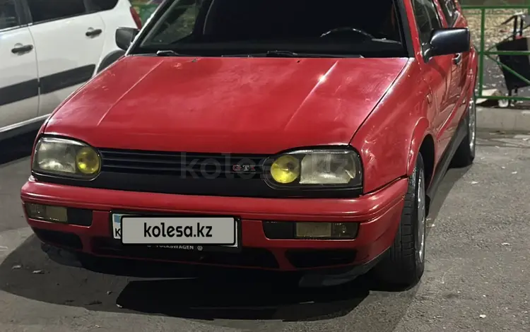 Volkswagen Golf 1995 годаfor1 800 000 тг. в Алматы